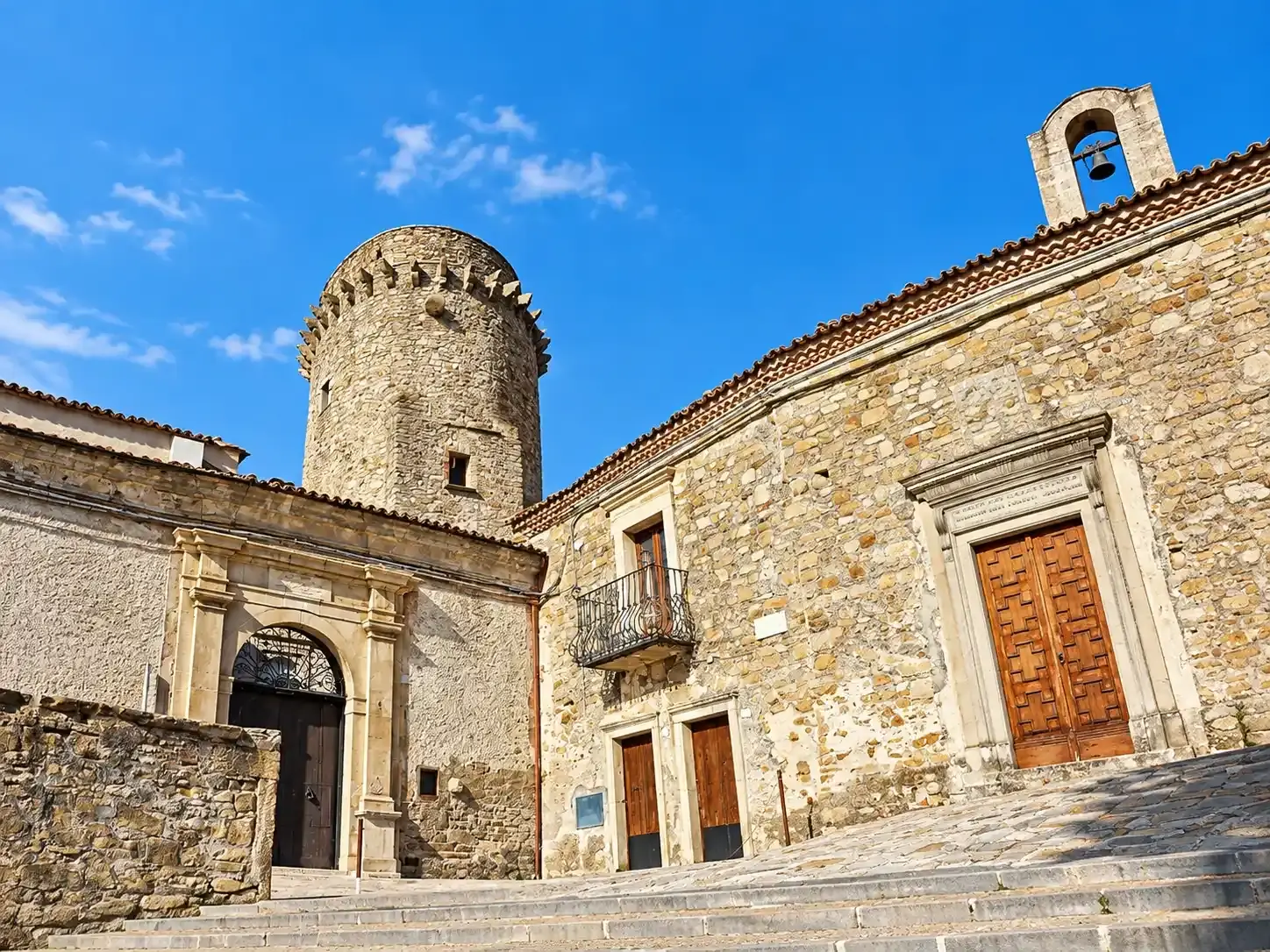 Torre ellittica del Castello Baronale