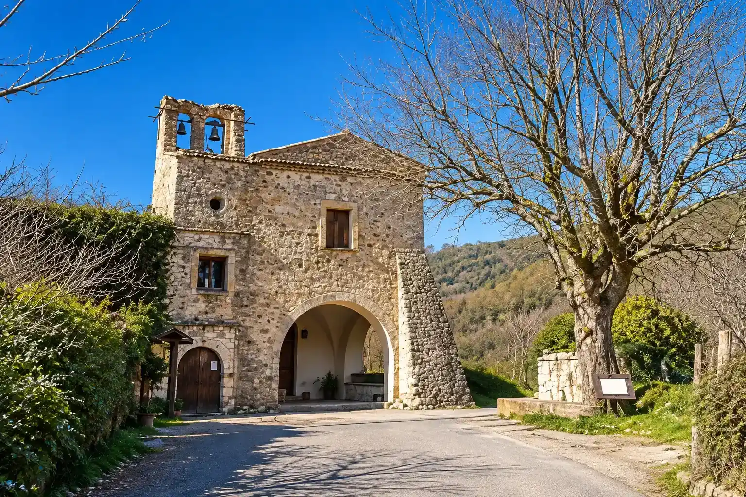 Monastero e Santuario di Santa Maria del Piano